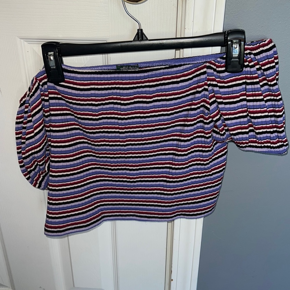 Off the shoulder crop top.